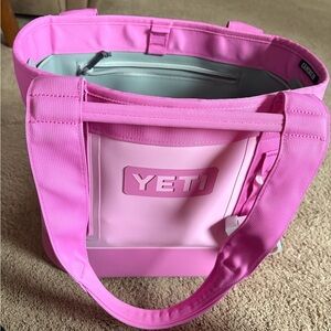 YETI Camino 20 Power Pink Tote